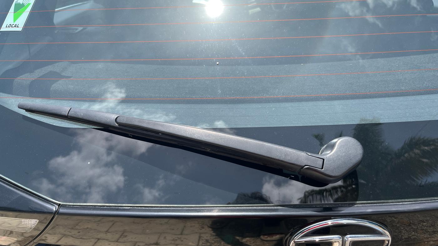 2022 Tata ALTROZ XZA PLUS, Petrol, Automatic, 53,183 km, Rear Wiper