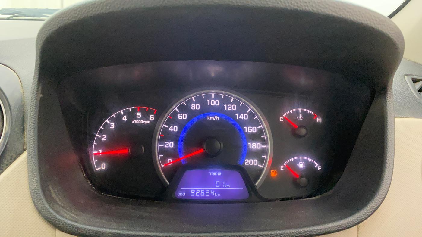 2016 Hyundai Grand i10 MAGNA 1.1 CRDI, Diesel, Manual, 92,675 km, Odometer Image