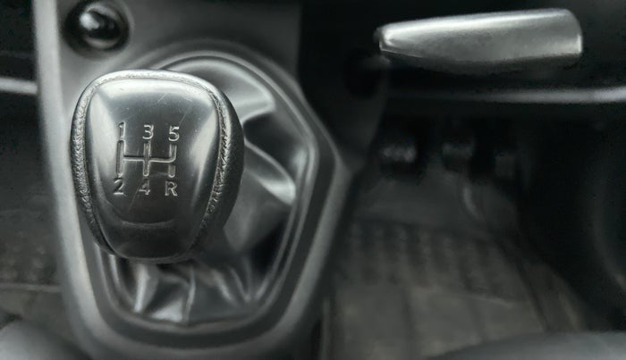 2018 Datsun Go Plus T, Petrol, Manual, 83,374 km, Gear Lever