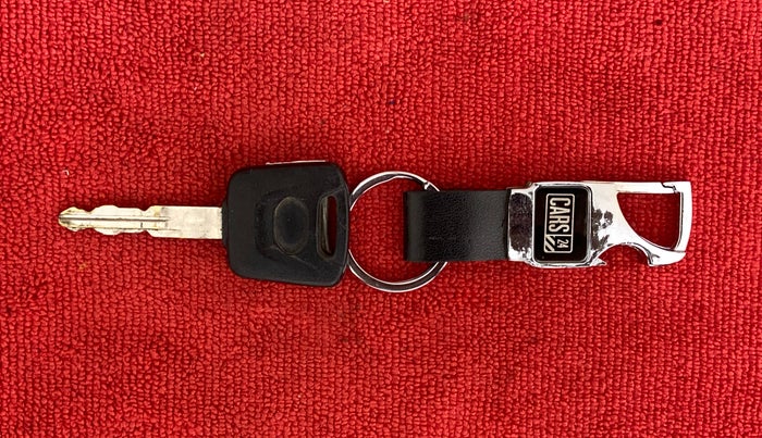 2018 Datsun Go Plus T, Petrol, Manual, 83,374 km, Key Close Up