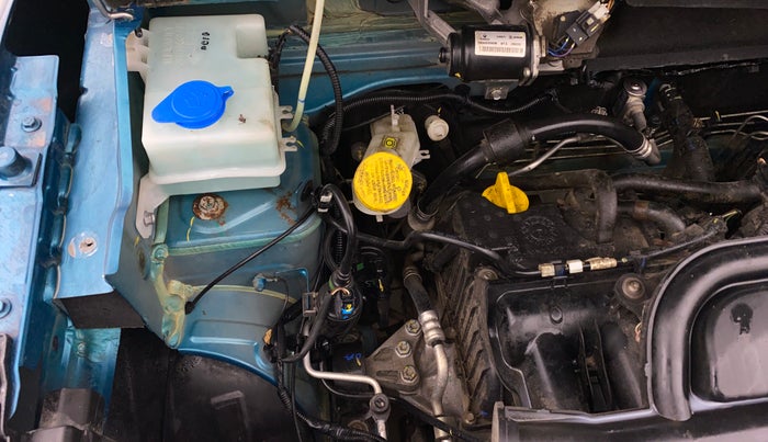 2022 Renault Kwid RXT 1.0 AMT, Petrol, Automatic, 18,072 km, Engine View - Right