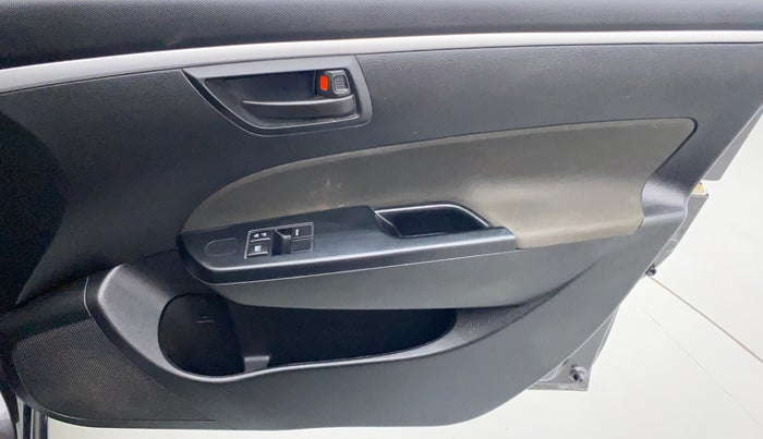 2015 Maruti Swift LXI OPT, Petrol, Manual, 38,848 km, Driver Side Door Panels Control