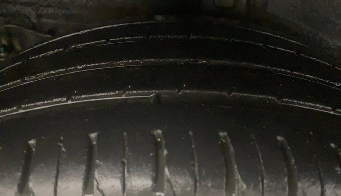 2020 KIA SONET GTX PLUS 1.5 AT, Diesel, Automatic, 29,117 km, Right Rear Tyre Tread