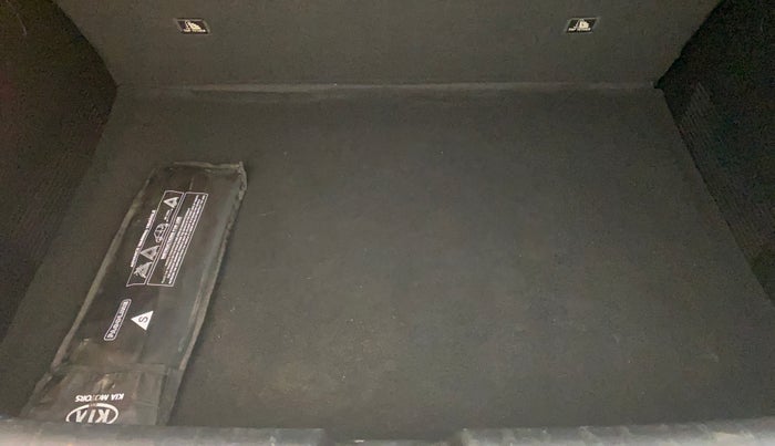 2020 KIA SONET GTX PLUS 1.5 AT, Diesel, Automatic, 29,117 km, Boot Inside