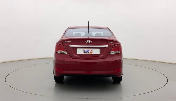 2015 Hyundai Verna FLUIDIC 1.6 CRDI SX, Diesel, Manual, 1,00,003 km, Back/Rear