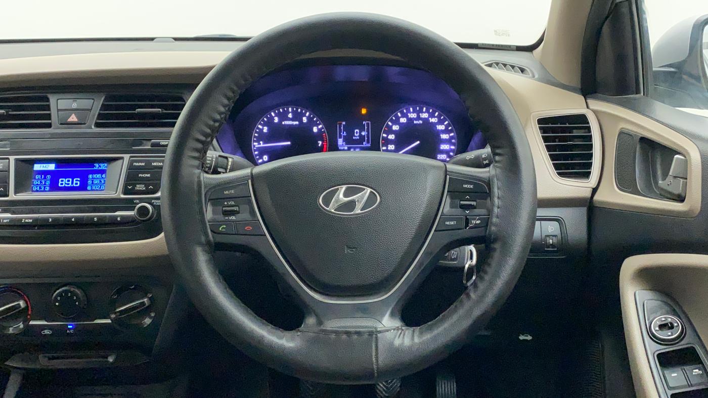2015 Hyundai Elite i20 MAGNA 1.2, Petrol, Manual, 42,090 km, Steering Wheel Close Up