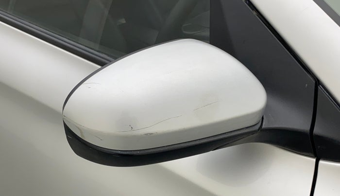 2015 Hyundai Elite i20 MAGNA 1.2, Petrol, Manual, 42,090 km, Right rear-view mirror - Minor scratches