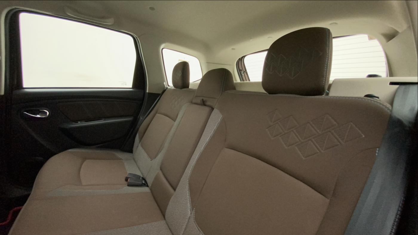 2020 Renault Duster RXZ 1.3 TURBO PETROL CVT, Petrol, Automatic, 46,385 km, Right Side Rear Door Cabin