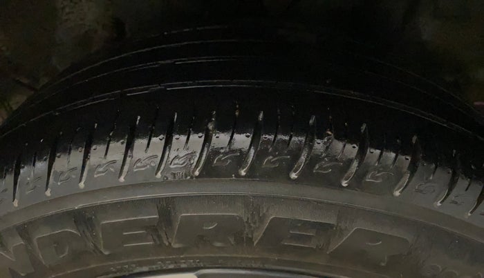 2020 Hyundai VENUE SX PLUS 1.0 TURBO DCT, Petrol, Automatic, 50,570 km, Left Rear Tyre Tread