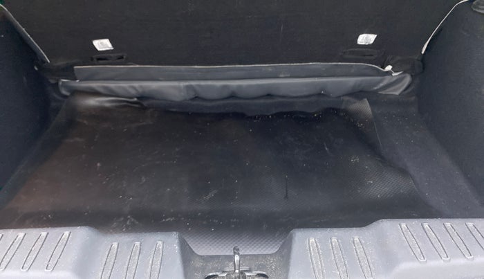 2021 Tata ALTROZ XT 1.2, Petrol, Manual, 15,249 km, Boot Inside