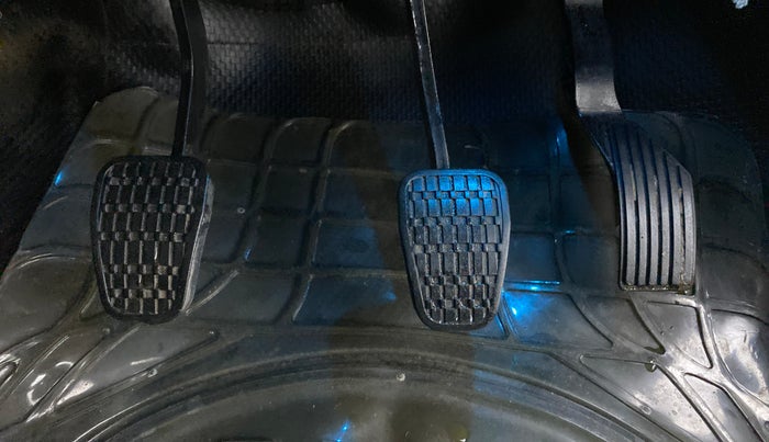2021 Tata ALTROZ XT 1.2, Petrol, Manual, 15,249 km, Pedals