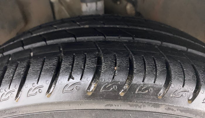 2021 Tata ALTROZ XT 1.2, Petrol, Manual, 15,249 km, Right Front Tyre Tread
