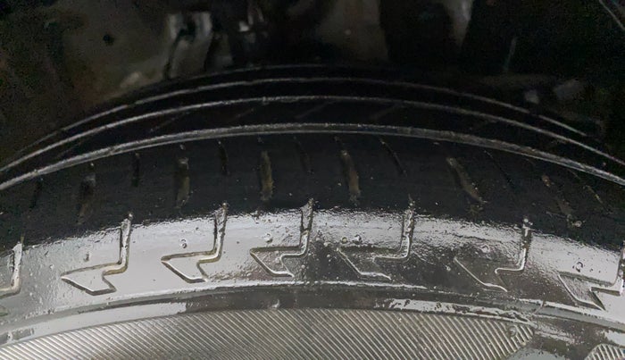 2017 Honda WR-V 1.2L I-VTEC VX MT, Petrol, Manual, 62,607 km, Right Front Tyre Tread