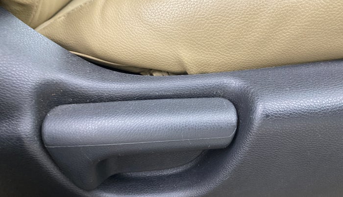 2016 Honda City 1.5L I-VTEC V MT, Petrol, Manual, 97,010 km, Driver Side Adjustment Panel