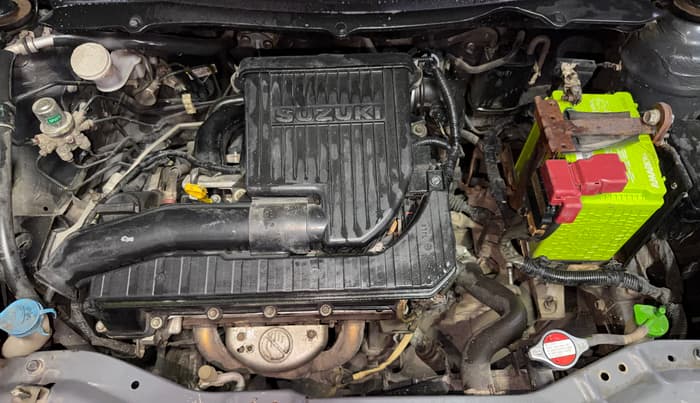 2014 Maruti Swift VXI, Petrol, Manual, 88,541 km, Engine View