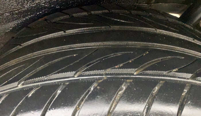 2017 Maruti Wagon R 1.0 VXI+ AMT, Petrol, Automatic, 62,946 km, Left Rear Tyre Tread