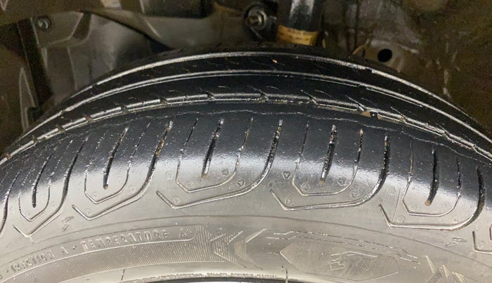 2019 Honda Amaze 1.2L I-VTEC S, CNG, Manual, 68,383 km, Left Front Tyre Tread