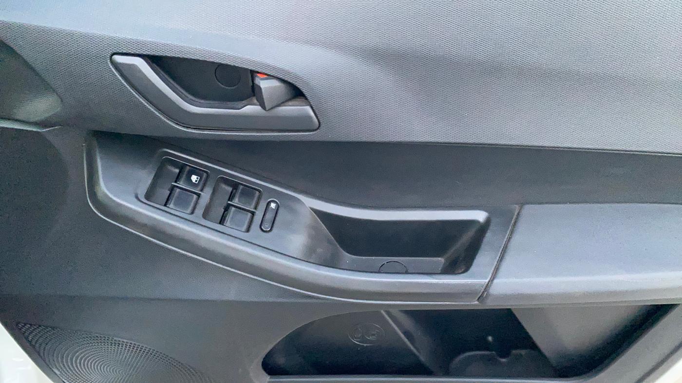 2021 Tata TIAGO NRG XZ MT, Petrol, Manual, 19,242 km, Driver Side Door Panels Control