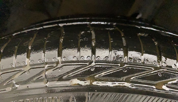 2019 Tata NEXON XT PETROL, Petrol, Manual, 40,546 km, Right Rear Tyre Tread