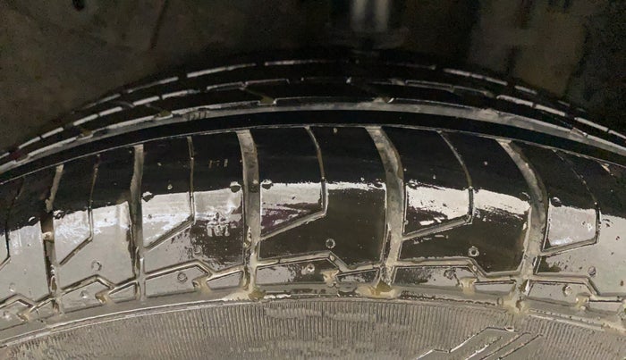 2019 Tata NEXON XT PETROL, Petrol, Manual, 40,546 km, Left Rear Tyre Tread