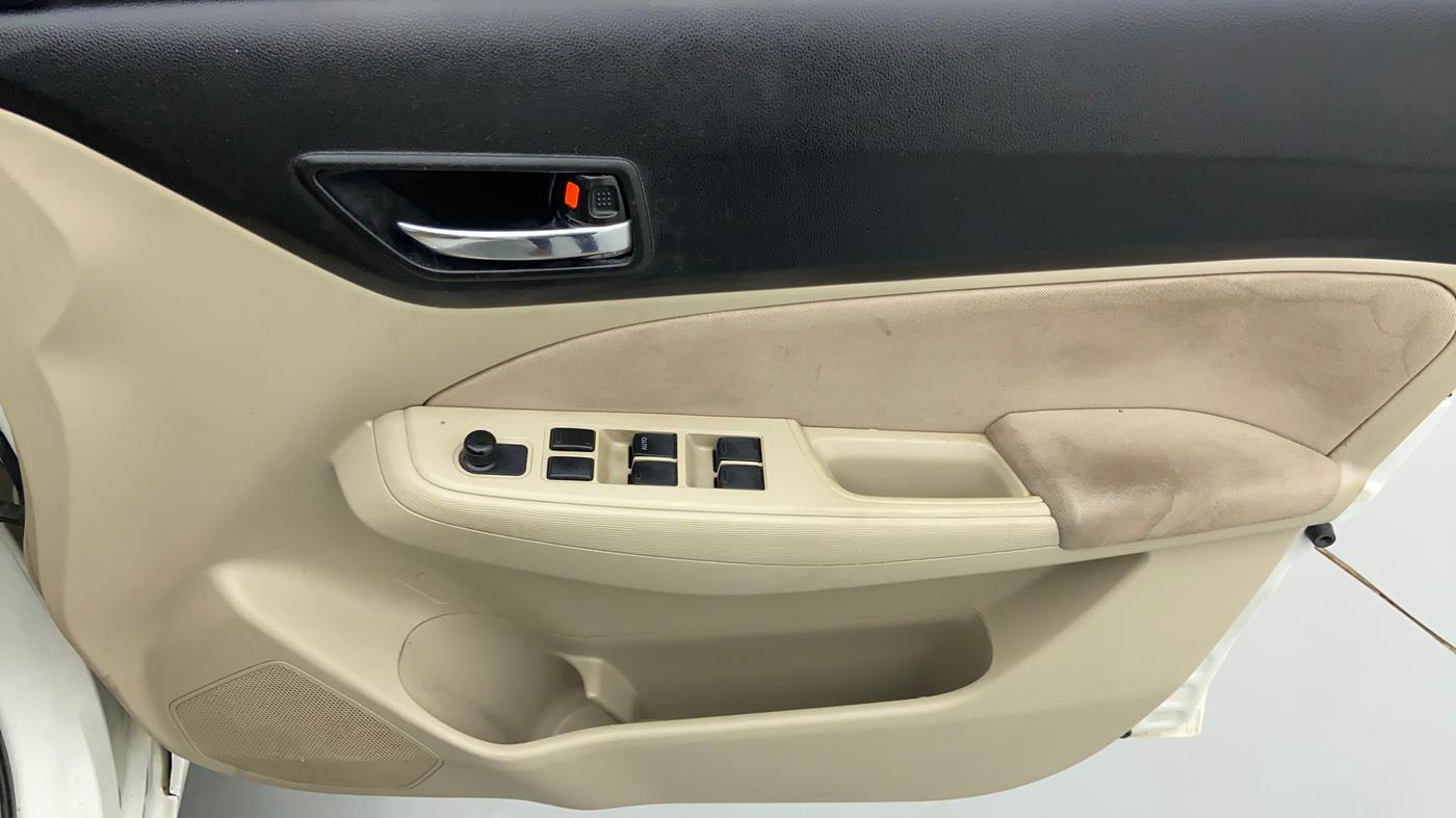 2017 Maruti Dzire VXI, CNG, Manual, 94,235 km, Driver Side Door Panels Control