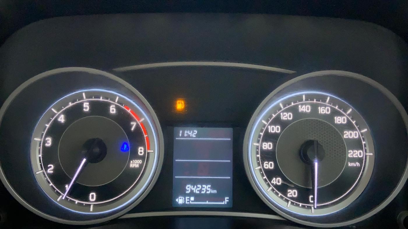 2017 Maruti Dzire VXI, CNG, Manual, 94,235 km, Odometer Image