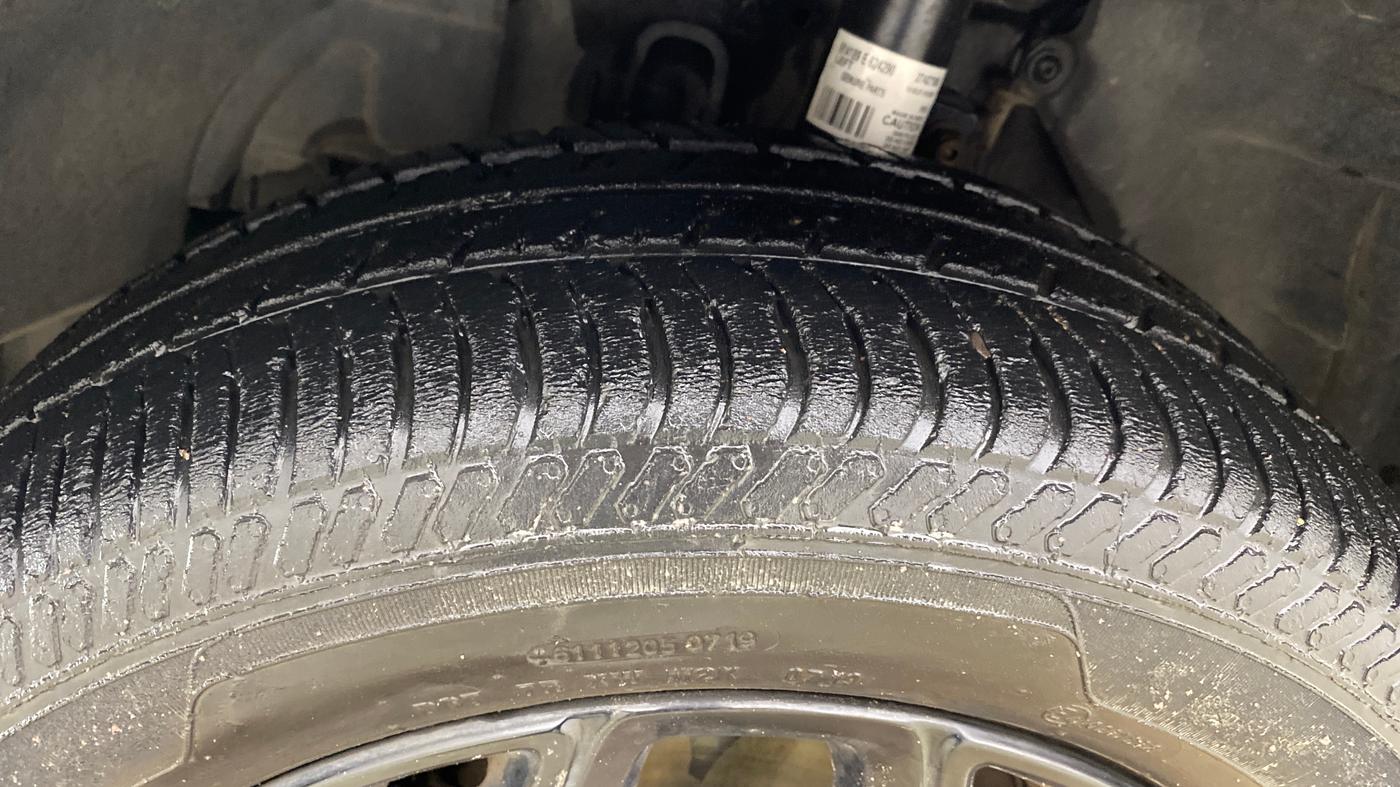 2019 Ford Ecosport TITANIUM 1.5L PETROL, Petrol, Manual, 55,918 km, Left Front Tyre Tread