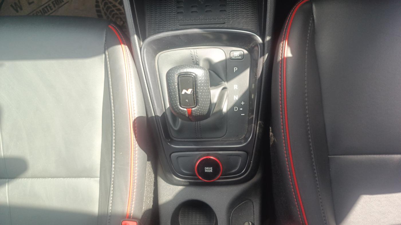 2023 Hyundai VENUE N LINE N8 1.0 TURBO DCT, Petrol, Automatic, 26,021 km, Gear Lever