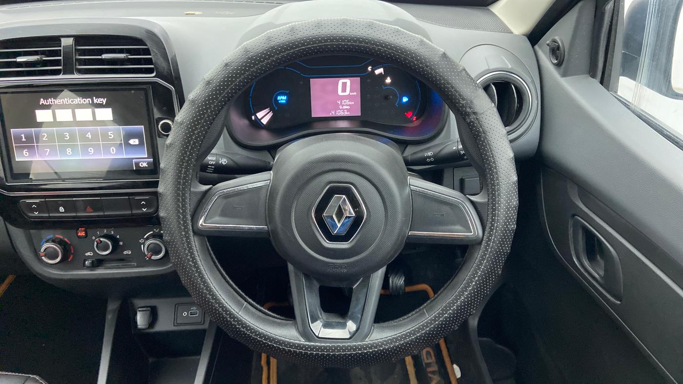 2020 Renault Kwid RXT 0.8, Petrol, Manual, 4,104 km, Steering Wheel Close Up