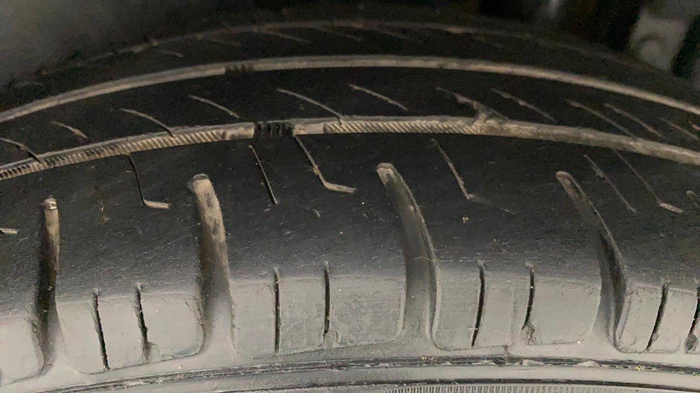 2013 Maruti Swift VDI, Diesel, Manual, 88,748 km, Left Rear Tyre Tread