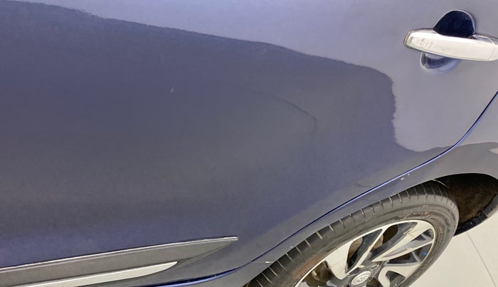 2019 Toyota Glanza V, Petrol, Manual, 72,277 km, Rear left door - Slightly dented