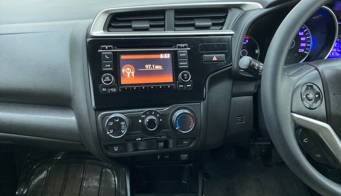 2017 Honda Jazz 1.2 SV MT, Petrol, Manual, 57,183 km, Air Conditioner