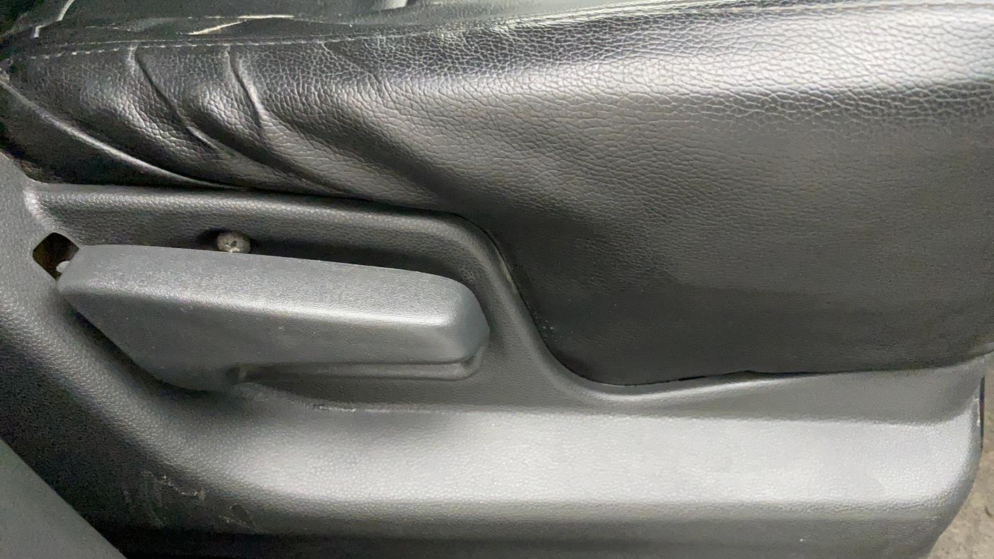 2011 Maruti Ritz VXI, Petrol, Manual, 89,458 km, Driver Side Adjustment Panel