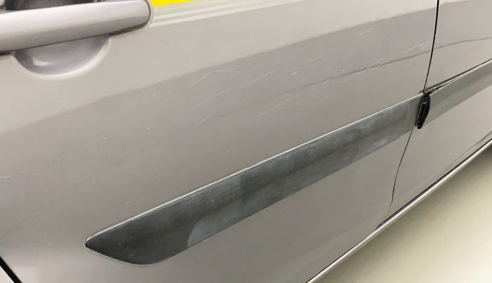 2011 Maruti Ritz VXI, Petrol, Manual, 89,458 km, Right rear door - Slightly dented