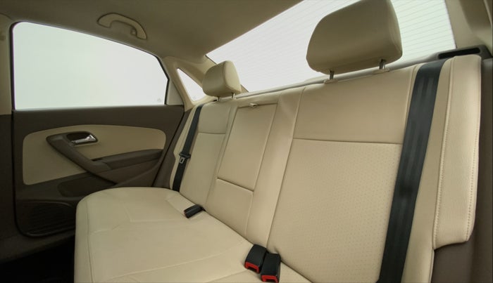 2016 Skoda Rapid ELEGANCE 1.6 MPFI MT, Petrol, Manual, 76,171 km, Right Side Rear Door Cabin