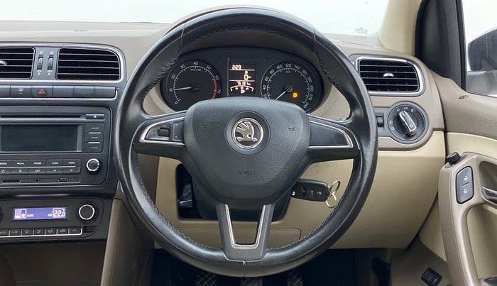 2016 Skoda Rapid ELEGANCE 1.6 MPFI MT, Petrol, Manual, 76,171 km, Steering Wheel Close Up