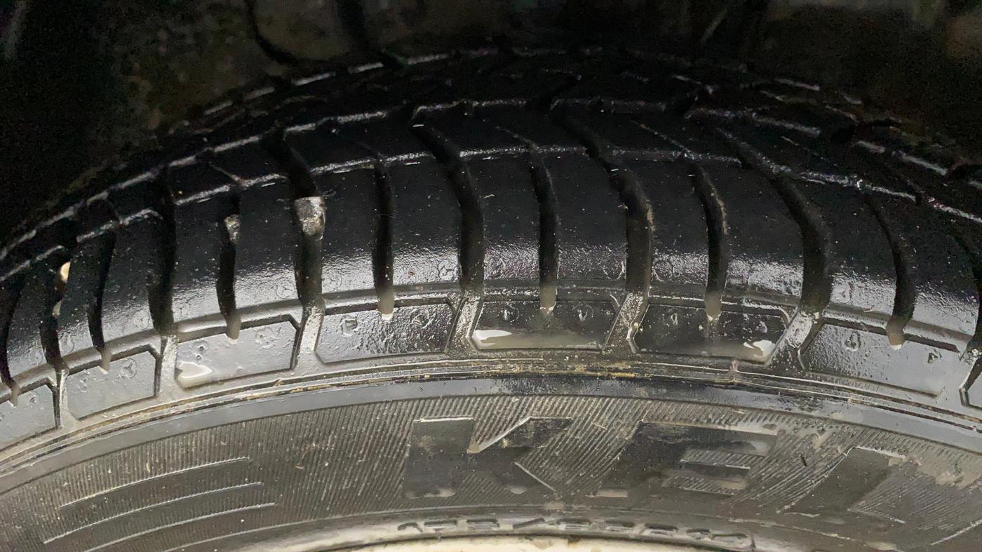 2022 Tata Tiago XM CNG, CNG, Manual, 98,488 km, Right Front Tyre Tread