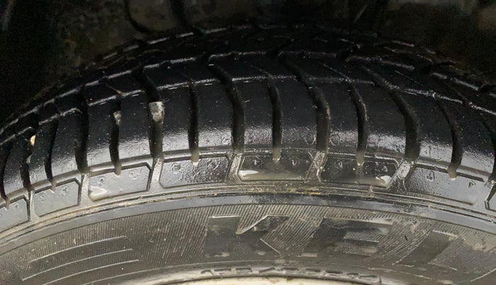 2022 Tata Tiago XM CNG, CNG, Manual, 98,417 km, Right Front Tyre Tread