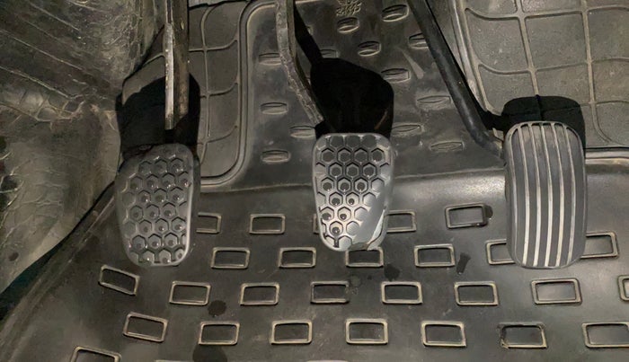 2022 Tata Tiago XM CNG, CNG, Manual, 98,417 km, Pedals