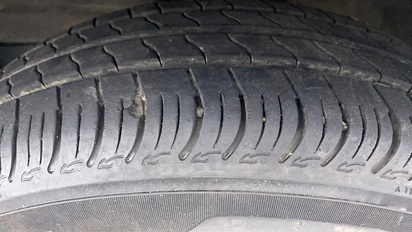 2020 Maruti S PRESSO VXI AGS, Petrol, Automatic, 7,950 km, Left Front Tyre Tread