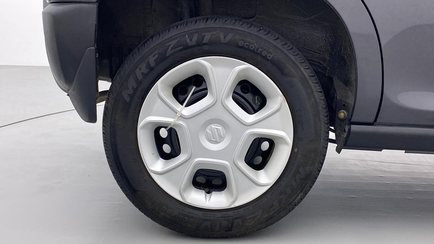 2020 Maruti S PRESSO VXI AGS, Petrol, Automatic, 7,950 km, Right Rear Wheel