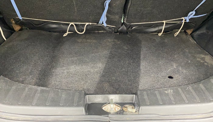 2016 Maruti Wagon R 1.0 VXI AMT, Petrol, Automatic, 91,702 km, Boot Inside