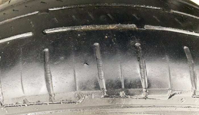 2016 Maruti Wagon R 1.0 VXI AMT, Petrol, Automatic, 91,702 km, Left Rear Tyre Tread