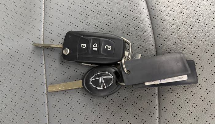 2021 Tata Tiago XZ PETROL, Petrol, Manual, 37,213 km, Key Close Up