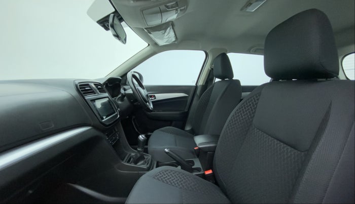 2020 Maruti Vitara Brezza ZXI PLUS, Petrol, Manual, 36,450 km, Right Side Front Door Cabin
