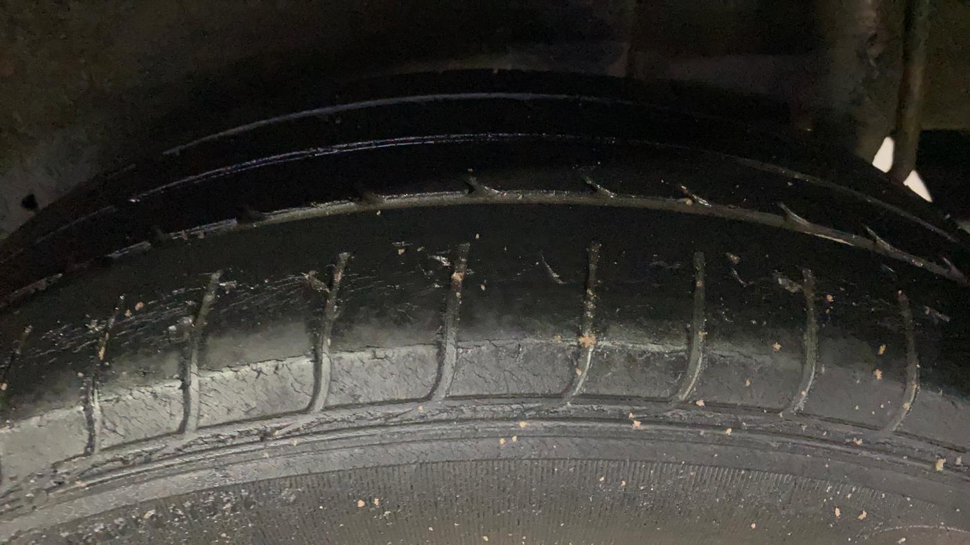 2015 Maruti Celerio VXI AMT, Petrol, Automatic, 75,713 km, Left Rear Tyre Tread