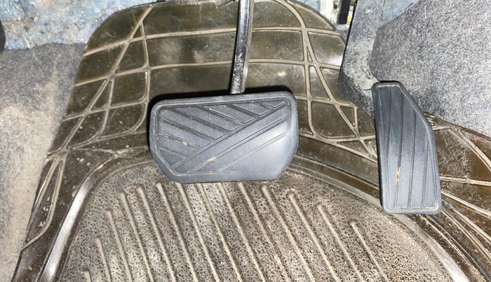 2015 Maruti Celerio VXI AMT, Petrol, Automatic, 75,694 km, Pedals