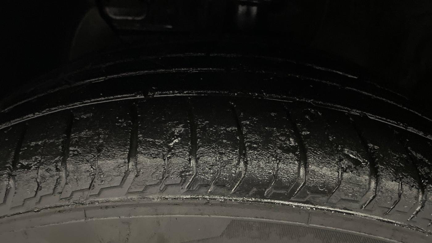 2021 Hyundai NEW I20 Asta 1.0 GDI Turbo IMT, Petrol, Manual, 39,270 km, Left Front Tyre Tread