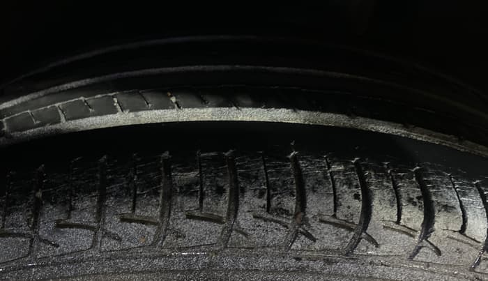 2019 Maruti Baleno DELTA PETROL 1.2, Petrol, Manual, 39,222 km, Left Rear Tyre Tread