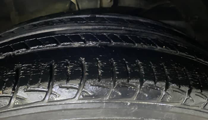 2019 Maruti Baleno DELTA PETROL 1.2, Petrol, Manual, 39,222 km, Right Front Tyre Tread